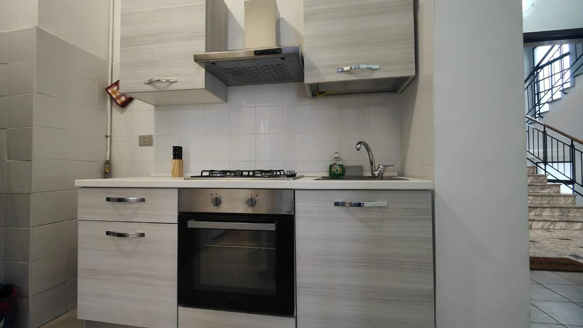 דירות מילאנו Bilocale 40 Mq Con Parcheggio Privato